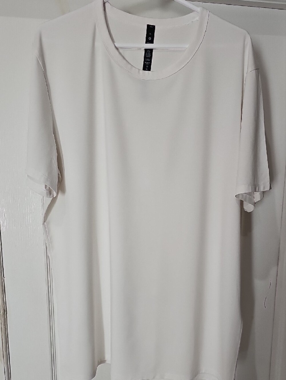 lululemon athletica White Short Sleeve Crew Tee - Picture 7 of 8